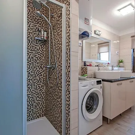 Apartment Baric 4412 *